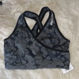 Gym shark adapt camo seamless sports bra